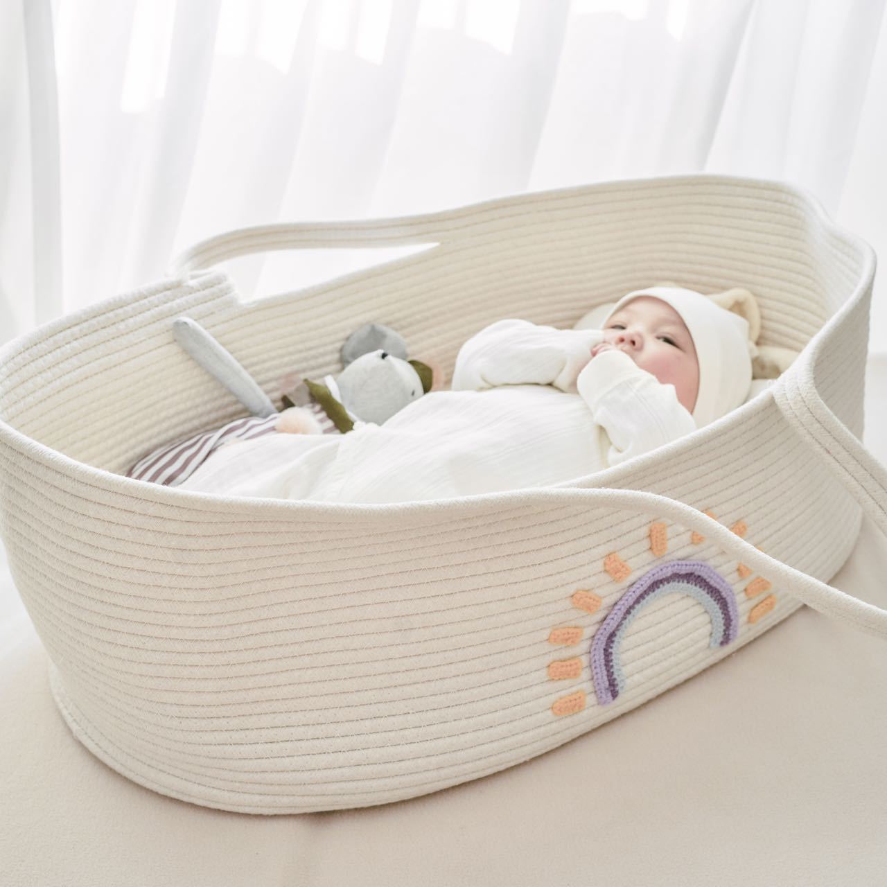 2025 new baby basket go out portable baby basket new newborn baby go out safe sleeping basket bed